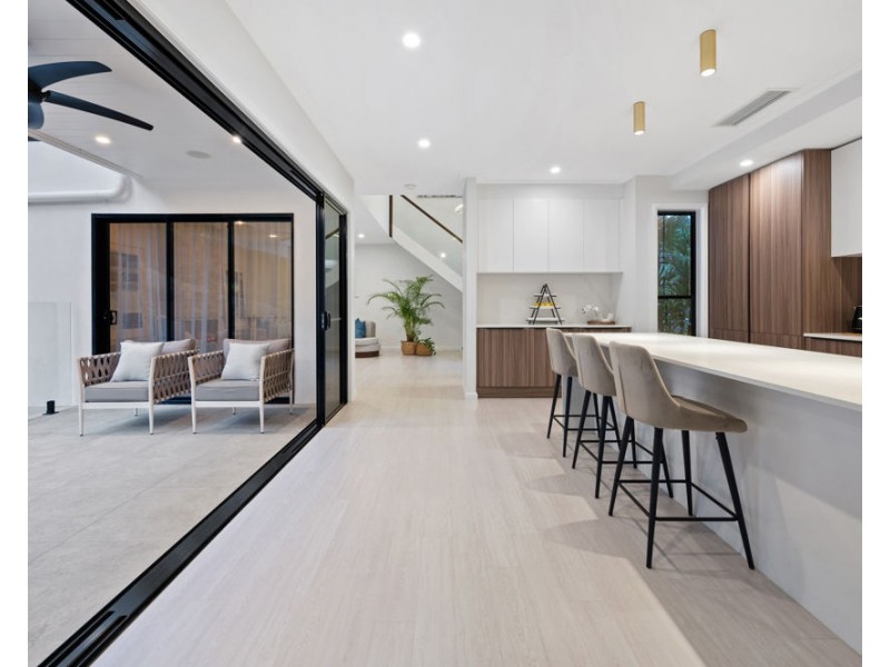 15a Holyoake Drive, Daisy Hill QLD 4127