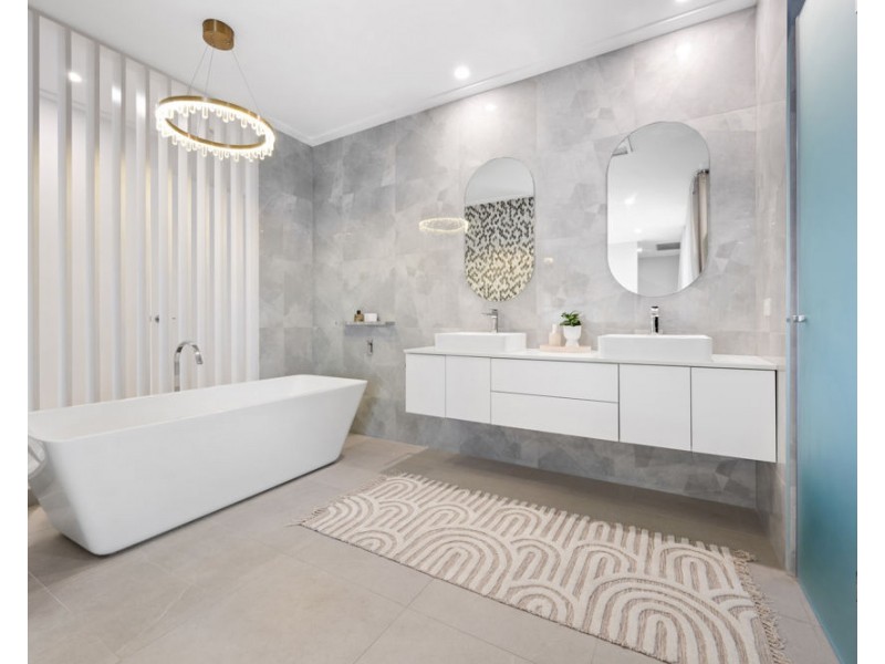 15a Holyoake Drive, Daisy Hill QLD 4127