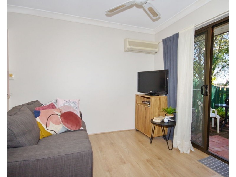 64/15 Carmichael Court, Wynnum West QLD 4178