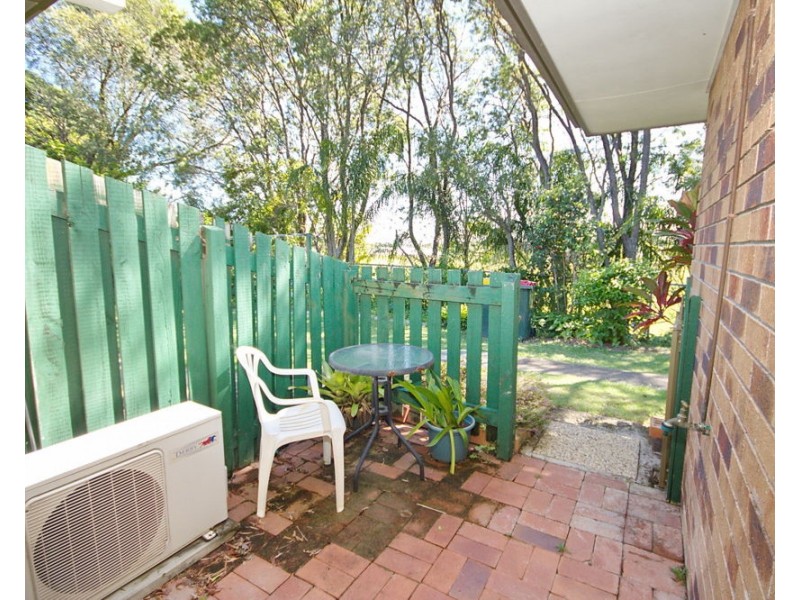 64/15 Carmichael Court, Wynnum West QLD 4178