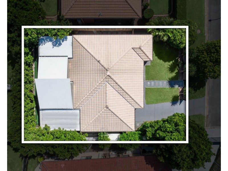 5 Janine Street, Wynnum West QLD 4178