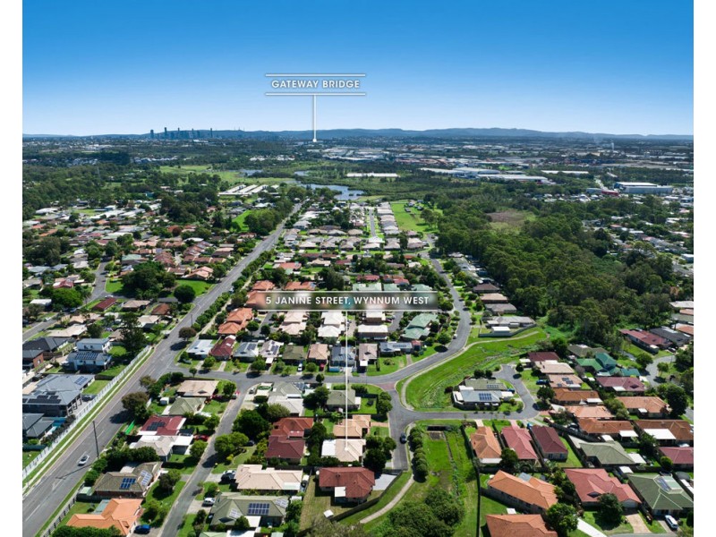 5 Janine Street, Wynnum West QLD 4178