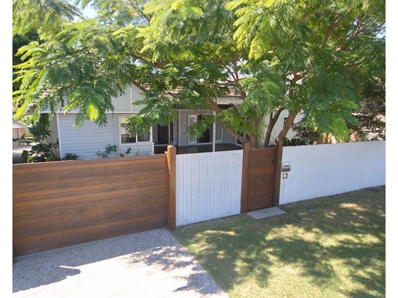 17 Joffre Street, Wynnum QLD 4178