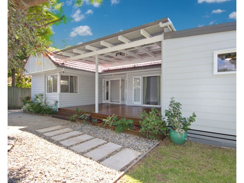 17 Joffre Street, Wynnum QLD 4178
