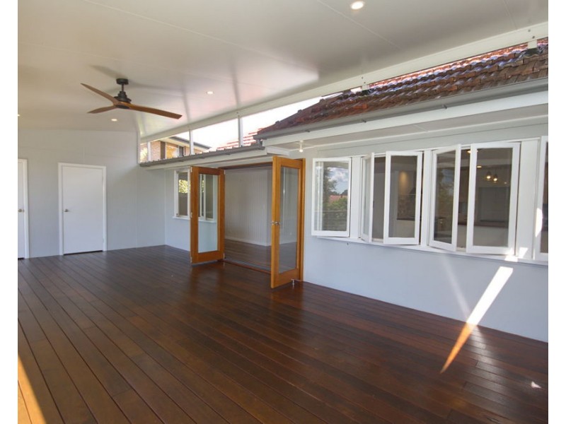 17 Joffre Street, Wynnum QLD 4178