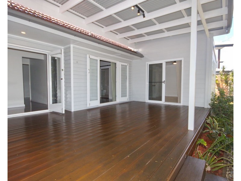 17 Joffre Street, Wynnum QLD 4178