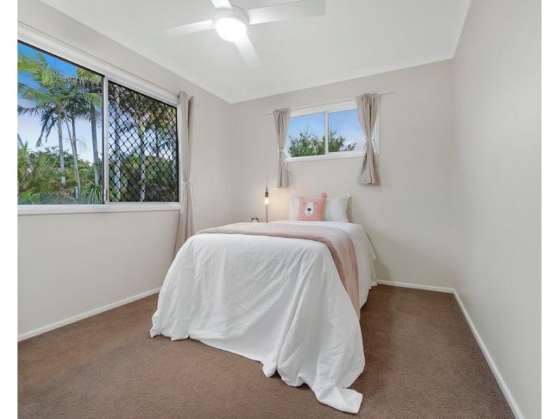 76 Duncan Street, Wynnum West QLD 4178