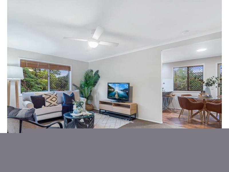 76 Duncan Street, Wynnum West QLD 4178