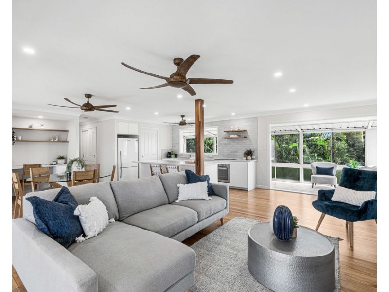60 Wynnum North Road, Wynnum QLD 4178