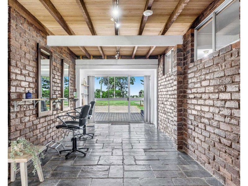 60 Wynnum North Road, Wynnum QLD 4178