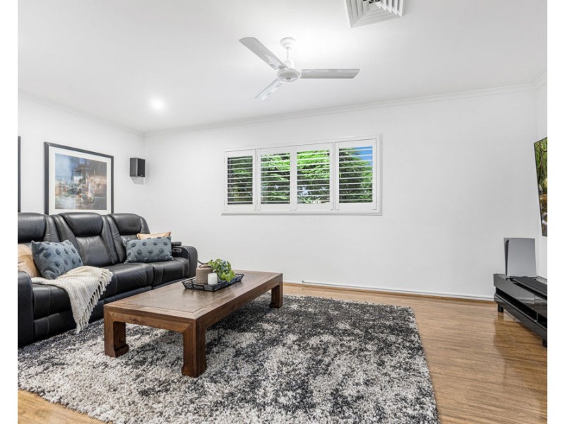 9 Summit Place, Wynnum West QLD 4178