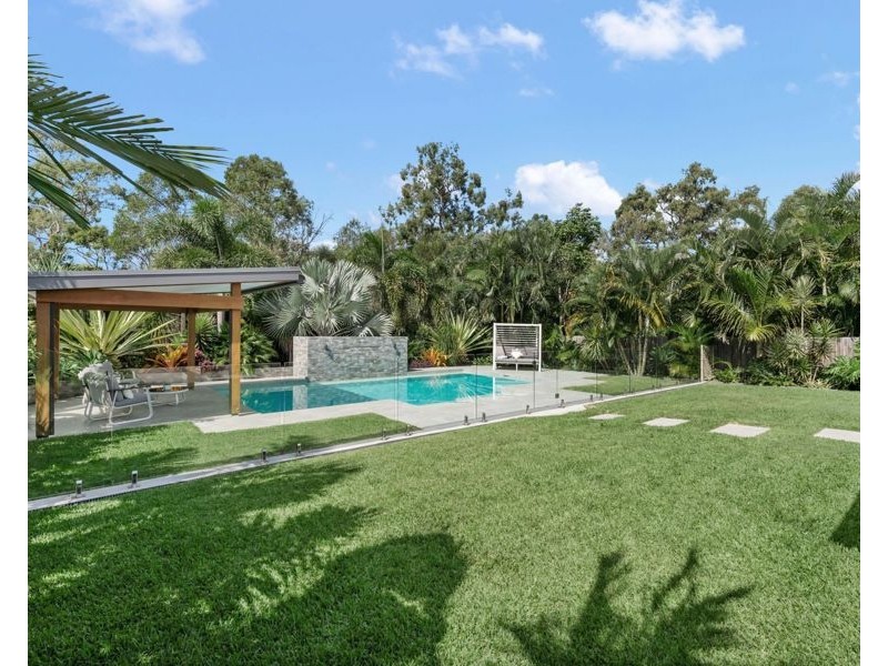 28 Fennessy Close, Wakerley QLD 4154