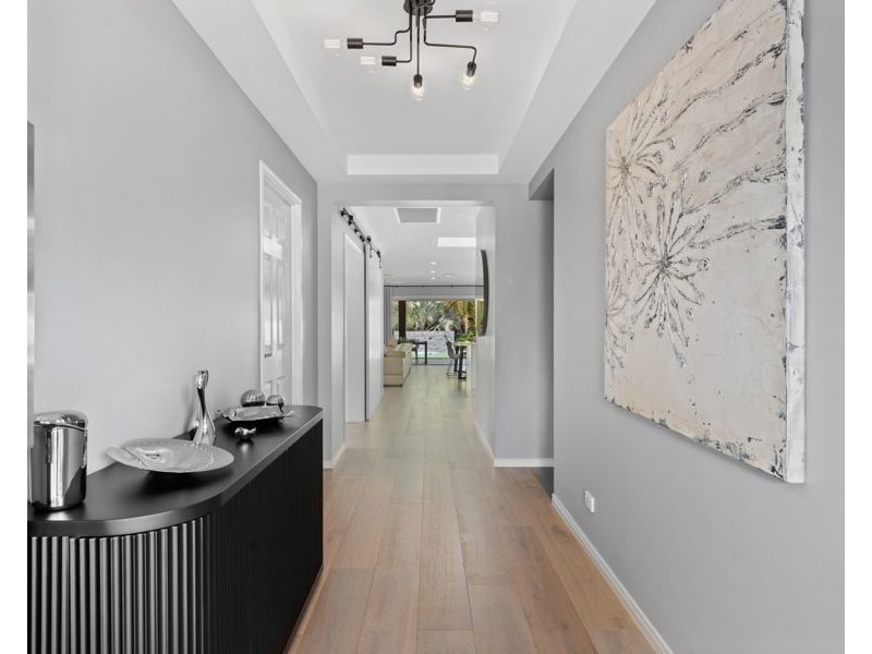 28 Fennessy Close, Wakerley QLD 4154