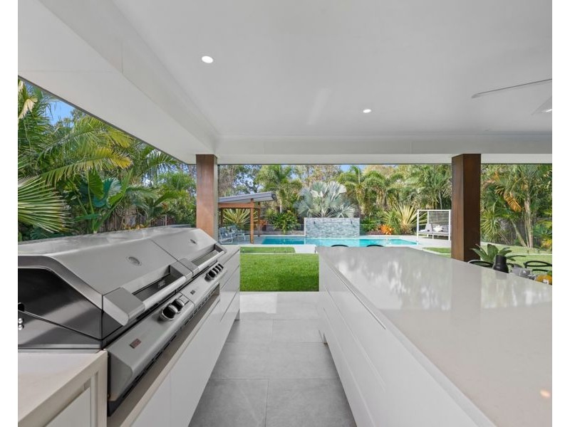 28 Fennessy Close, Wakerley QLD 4154