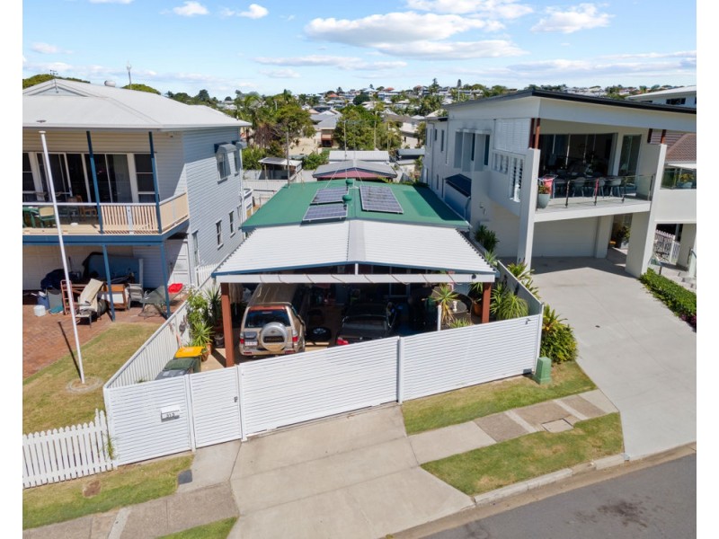 313 Upper Esplanade, Manly QLD 4179