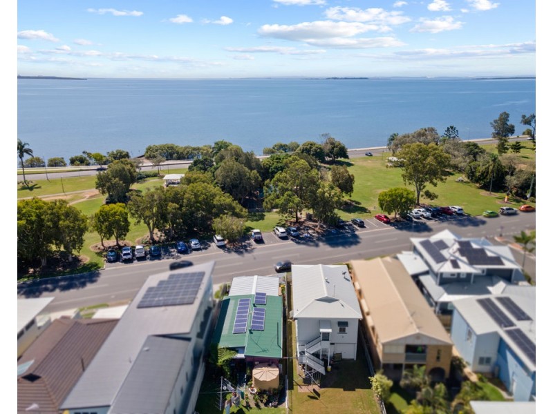 313 Upper Esplanade, Manly QLD 4179