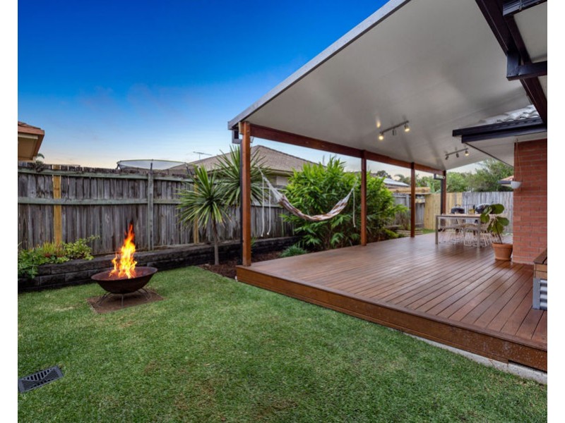 12 Friend Street, Wakerley QLD 4154