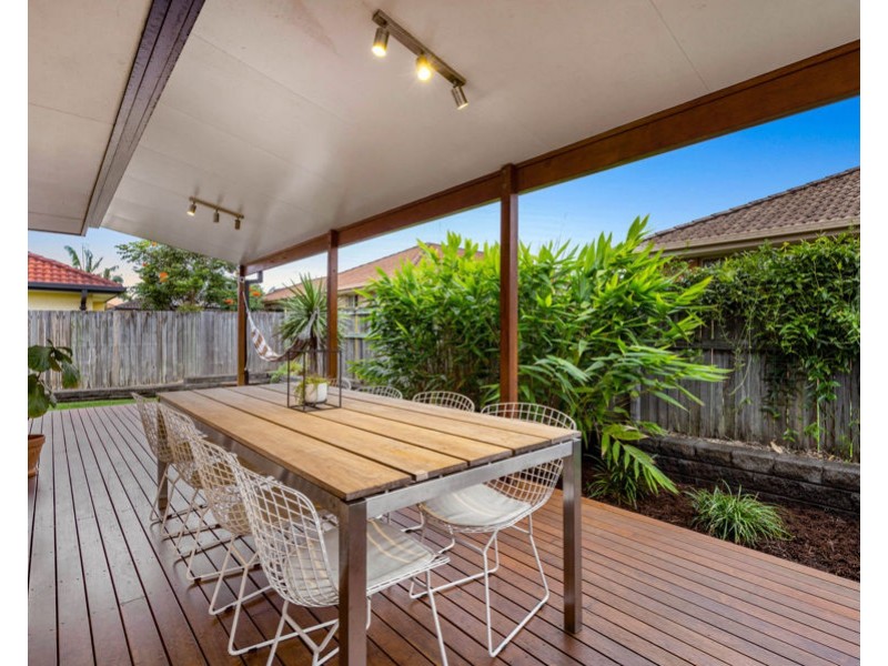 12 Friend Street, Wakerley QLD 4154