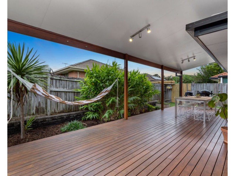 12 Friend Street, Wakerley QLD 4154