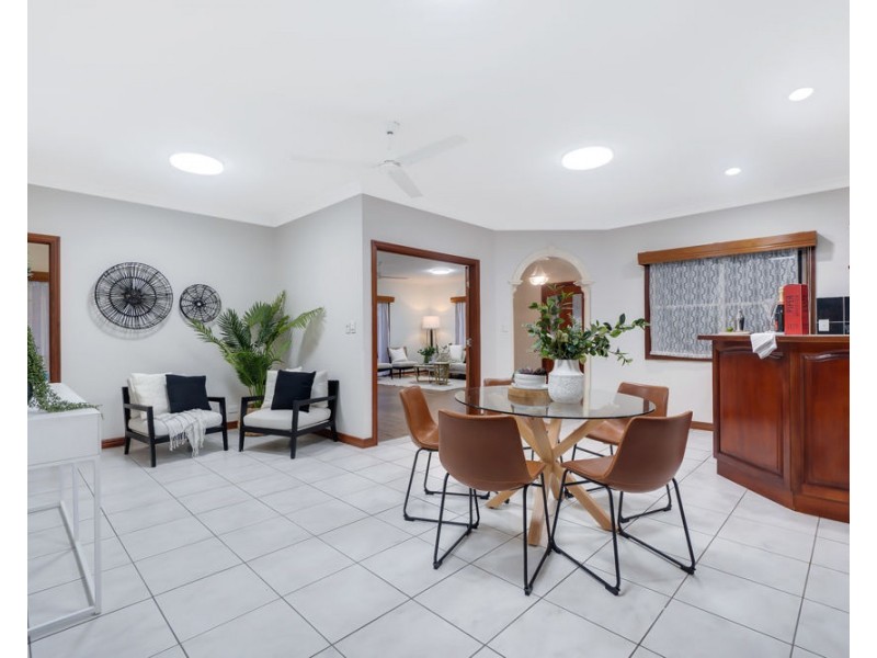 18 Caloundra Street, Manly West QLD 4179