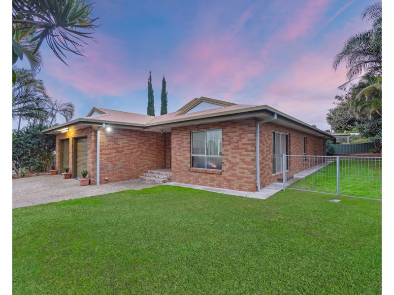 18 Caloundra Street, Manly West QLD 4179