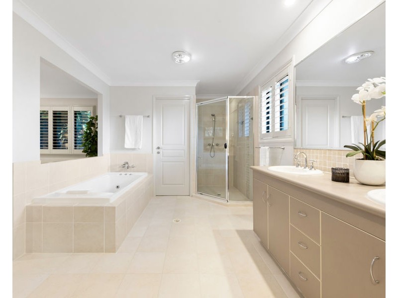 58 Behan Crescent, Wakerley QLD 4154