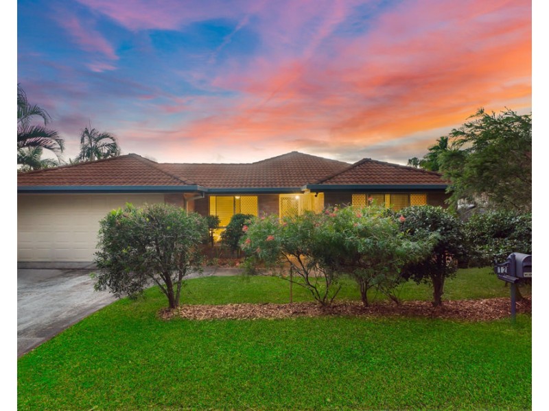12 Templar Street, Wynnum West QLD 4178