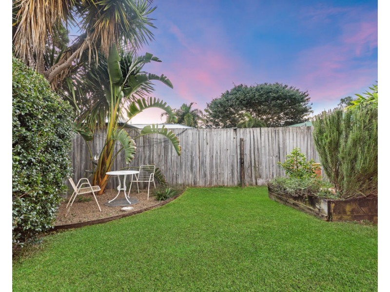12 Templar Street, Wynnum West QLD 4178