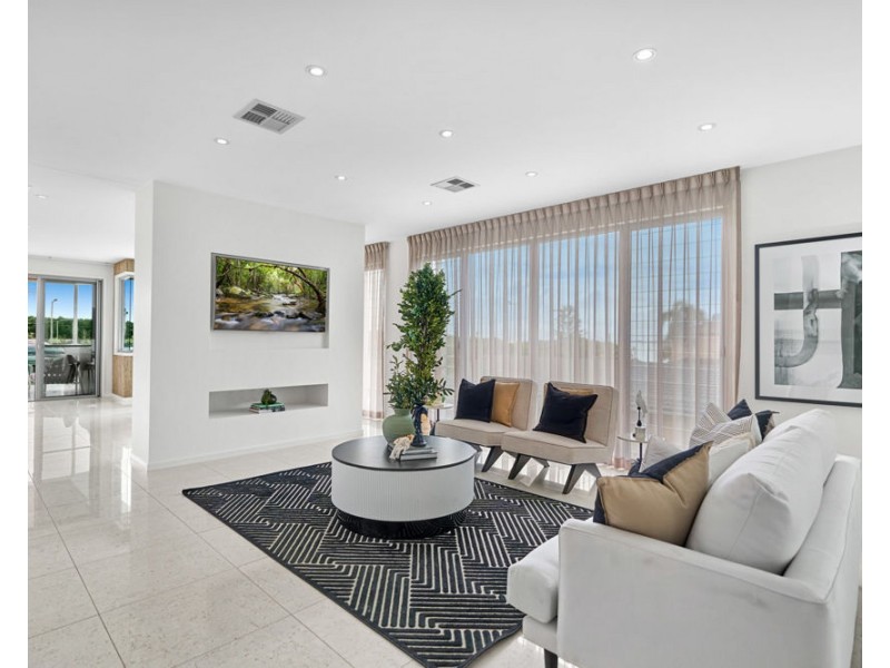 16 Adam Street, Wynnum QLD 4178