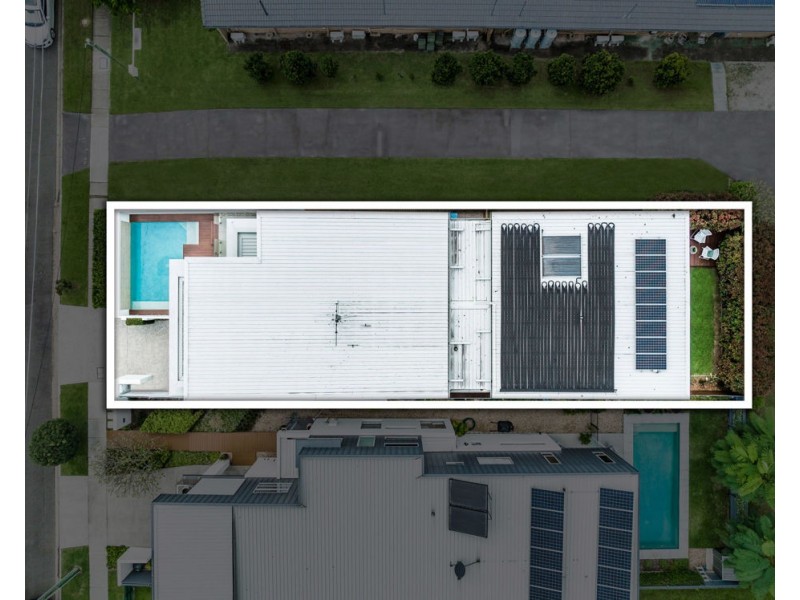 16 Adam Street, Wynnum QLD 4178