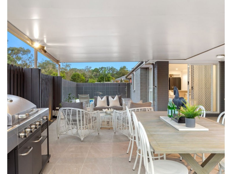 1 Brighton Court, Wakerley QLD 4154