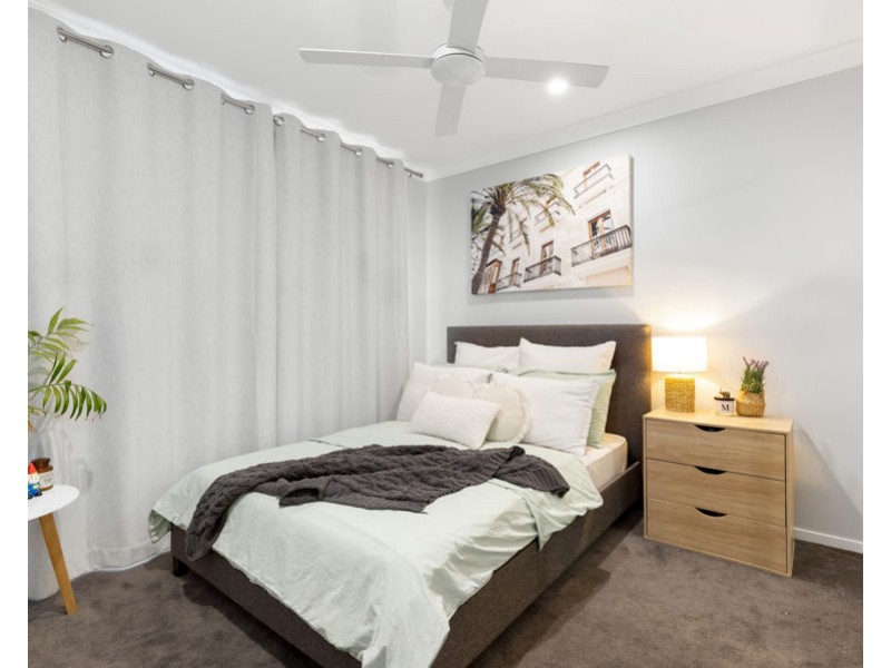 1 Brighton Court, Wakerley QLD 4154