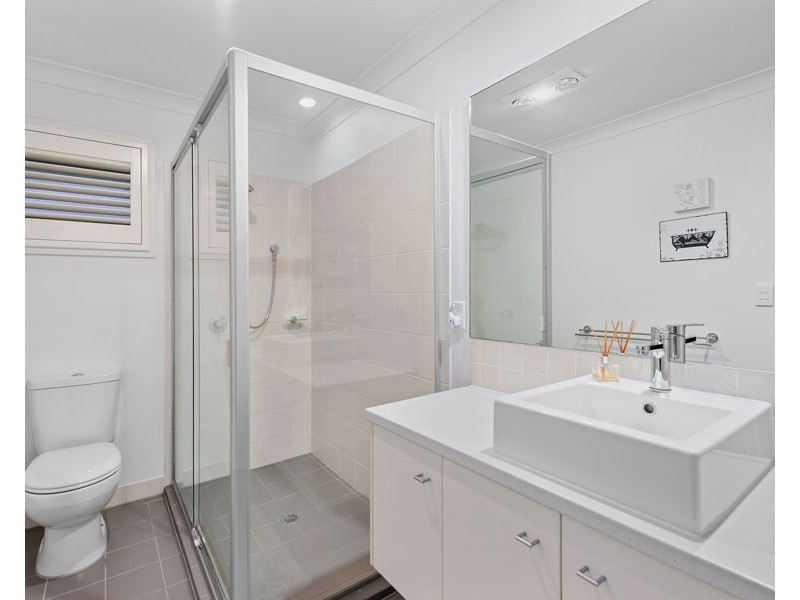 7 Franklin Street, Wakerley QLD 4154