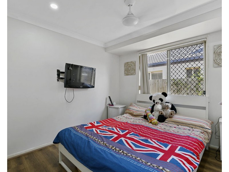 17 Friend Street, Wakerley QLD 4154