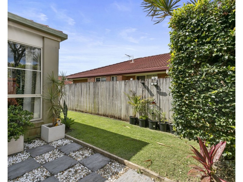 17 Friend Street, Wakerley QLD 4154