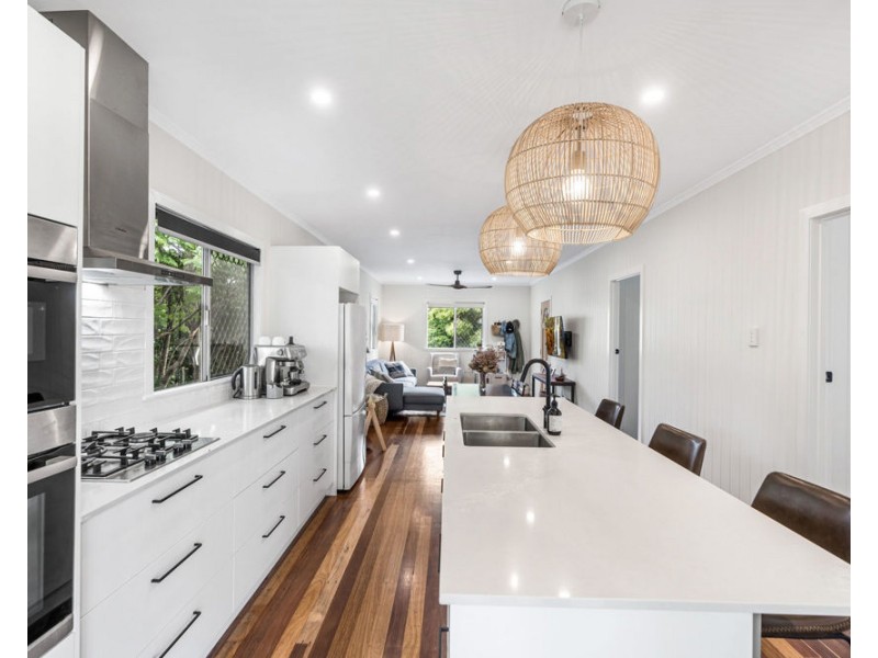 41 Patterson Street, Wynnum West QLD 4178