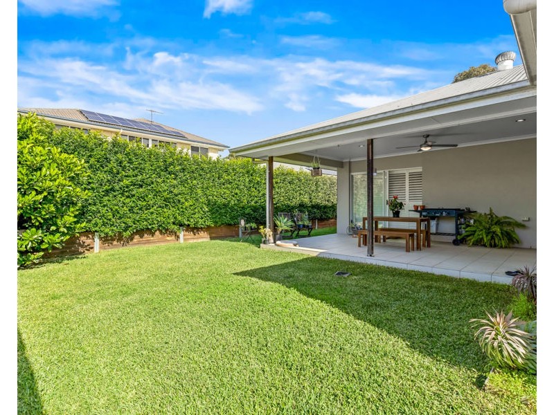 17 Foxwood Circuit, Wakerley QLD 4154