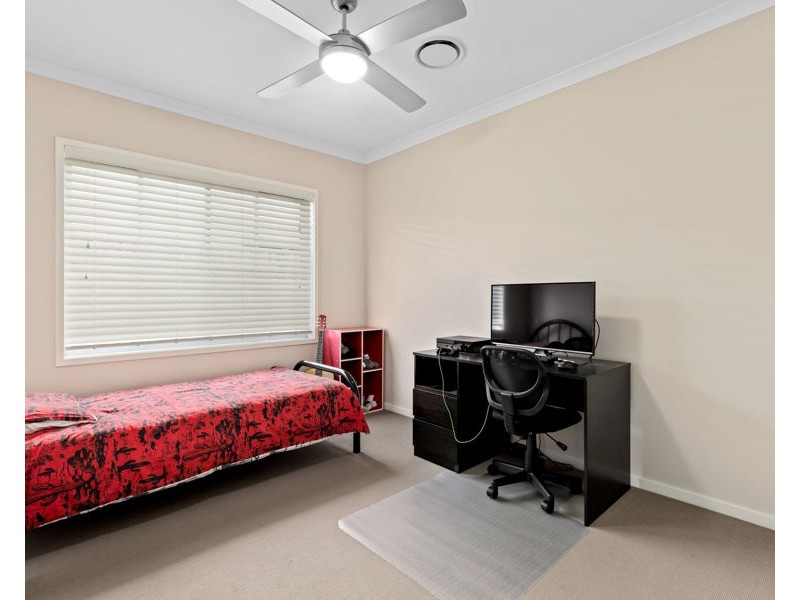 17 Foxwood Circuit, Wakerley QLD 4154