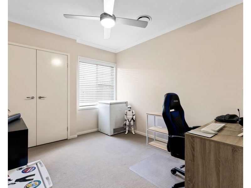 17 Foxwood Circuit, Wakerley QLD 4154