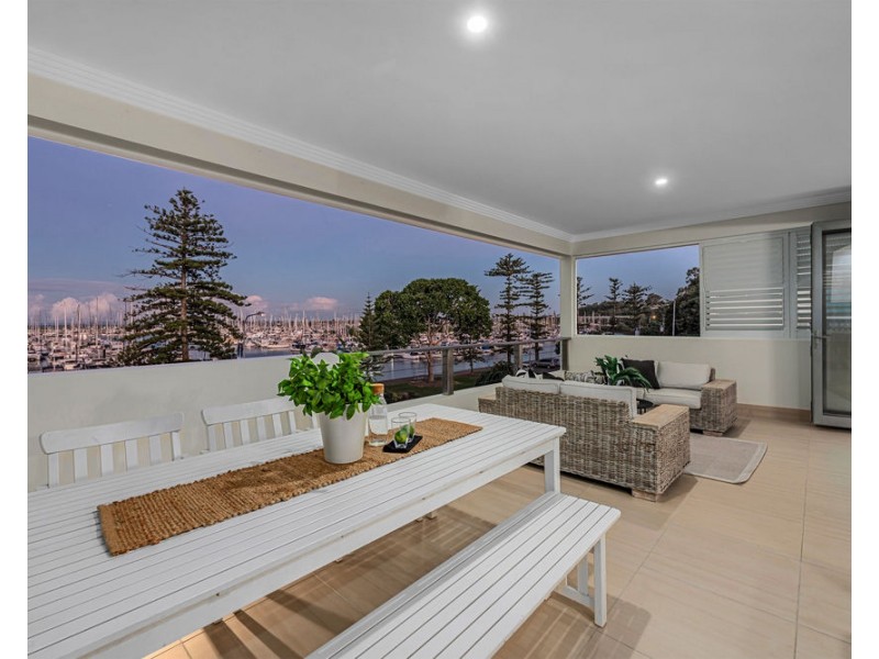 479 Royal Esplanade, Manly QLD 4179