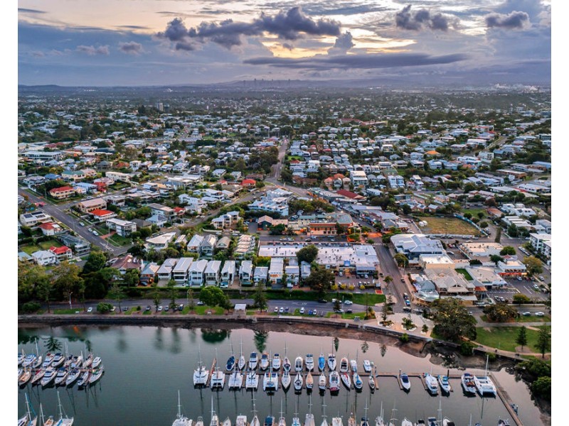 479 Royal Esplanade, Manly QLD 4179