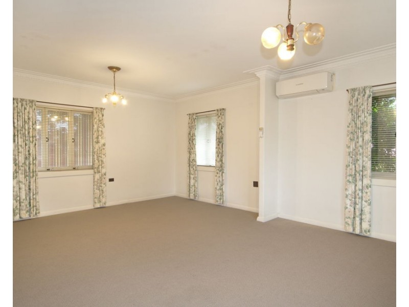 104 Preston Road, Wynnum QLD 4178