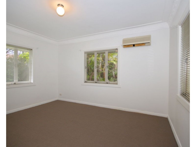 104 Preston Road, Wynnum QLD 4178