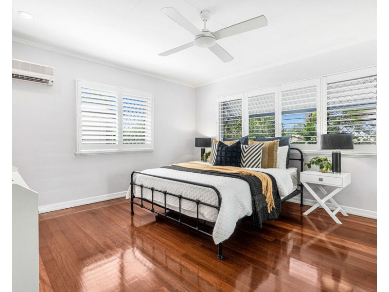 69 Greta Street, Manly West QLD 4179