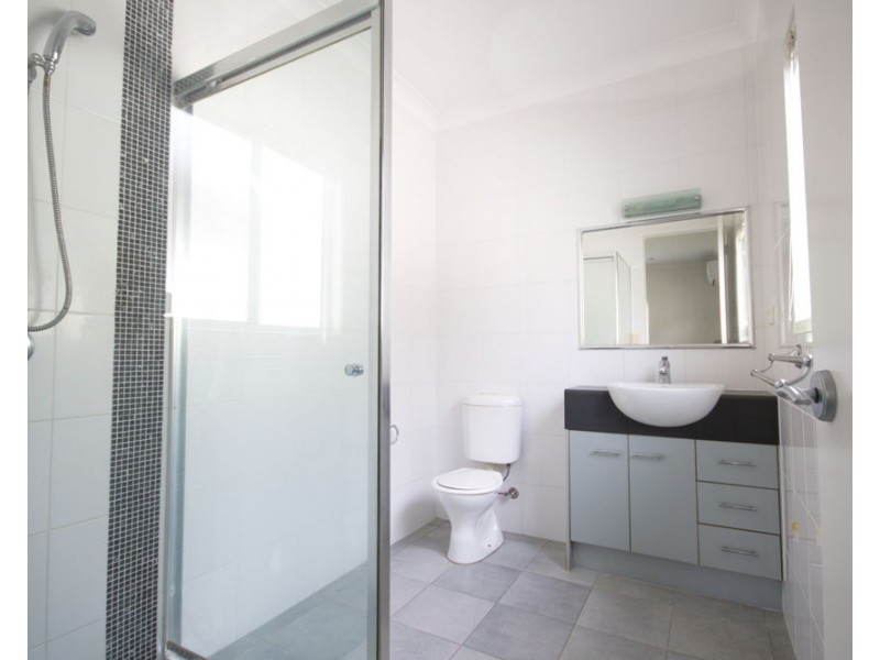 10 shepherd street, Wynnum QLD 4178