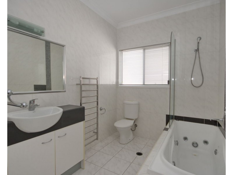 10 shepherd street, Wynnum QLD 4178