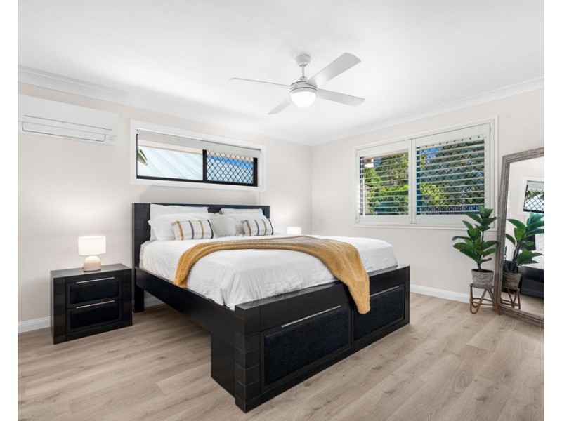 16 Pandorea Street, Wynnum West QLD 4178