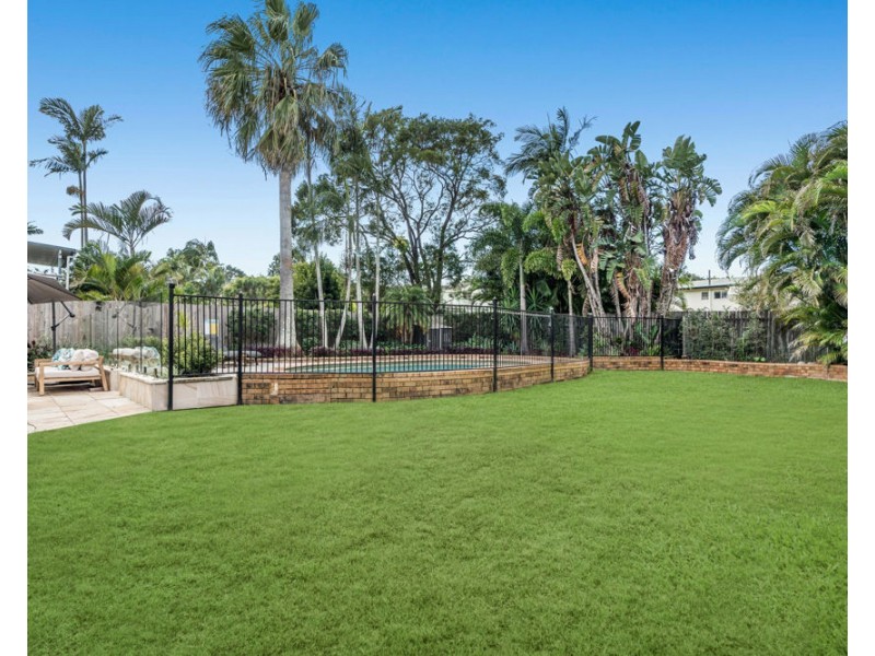 15 Kenmar Street, Wynnum West QLD 4178