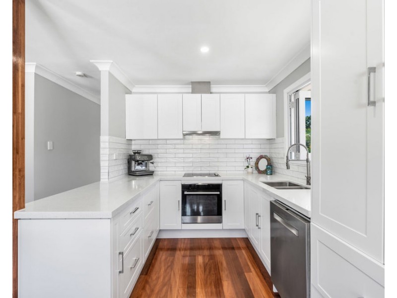 15 Kenmar Street, Wynnum West QLD 4178