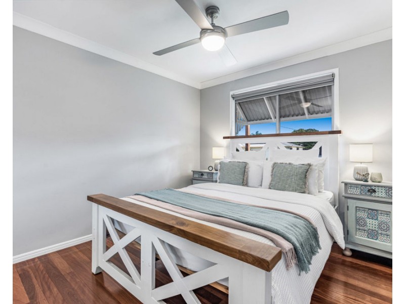 15 Kenmar Street, Wynnum West QLD 4178